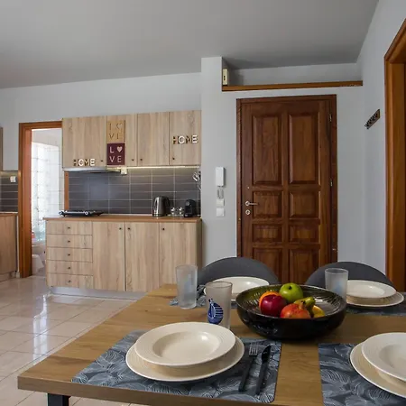 Downtown Horizon View