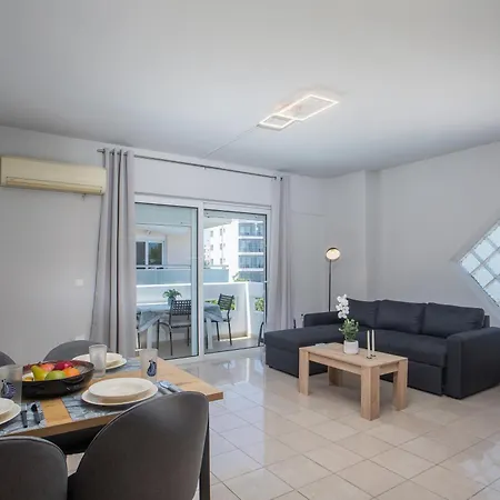 Downtown Horizon View